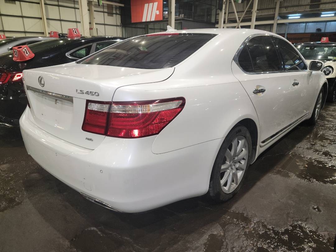 2009 LEXUS LS 460 — 149401 Miles — Lot 000457 - Marhaba Auctions Used Cars - Image 4