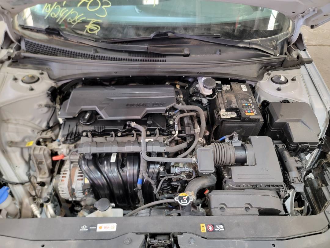 2022 HYUNDAI ELANTRA — 81075 KM — Lot 12128402 — Main - Marhaba Auctions Used Cars - Image 9