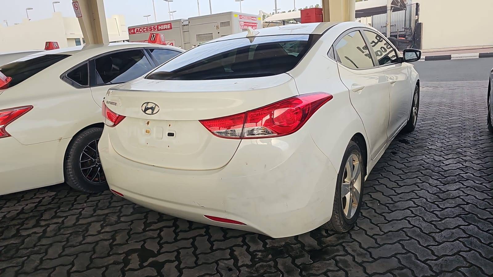 2012 HYUNDAI ELANTRA — 195774 Miles — Lot 092175 — Souq - Marhaba Auctions Used Cars - Image 4