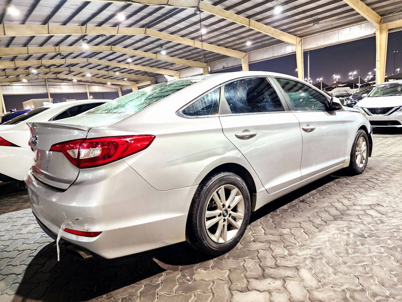 2017 HYUNDAI SONATA — 146278 Miles — Lot 75545274 — Souq - Marhaba Auctions Used Cars - Image 5