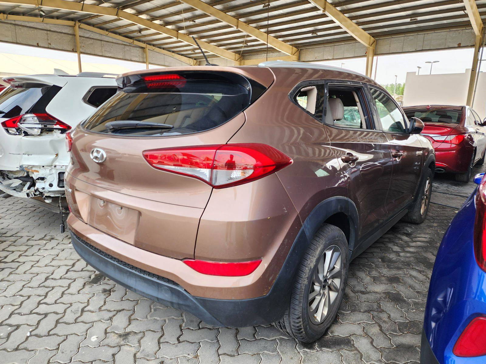 2017 HYUNDAI TUCSON — 115031 Miles — Lot 39260677 — Souq - Marhaba Auctions Used Cars - Image 3