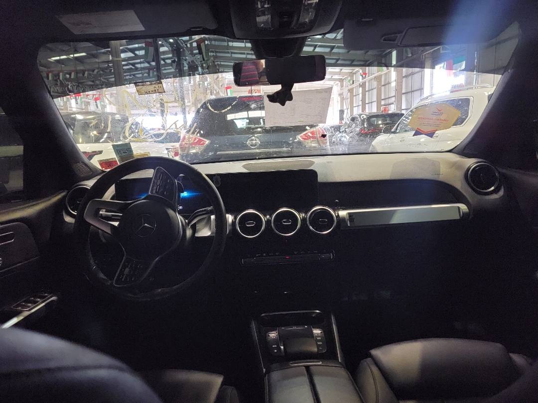 2021 MERCEDES BENZ GLB 250 — 40091 Miles — Lot 72368644 — Main - Marhaba Auctions Used Cars - Image 8