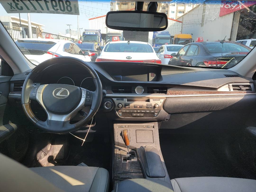 2014 LEXUS ES 350 — 73786 Miles — Lot 089834 — Main - Marhaba Auctions Used Cars - Image 7