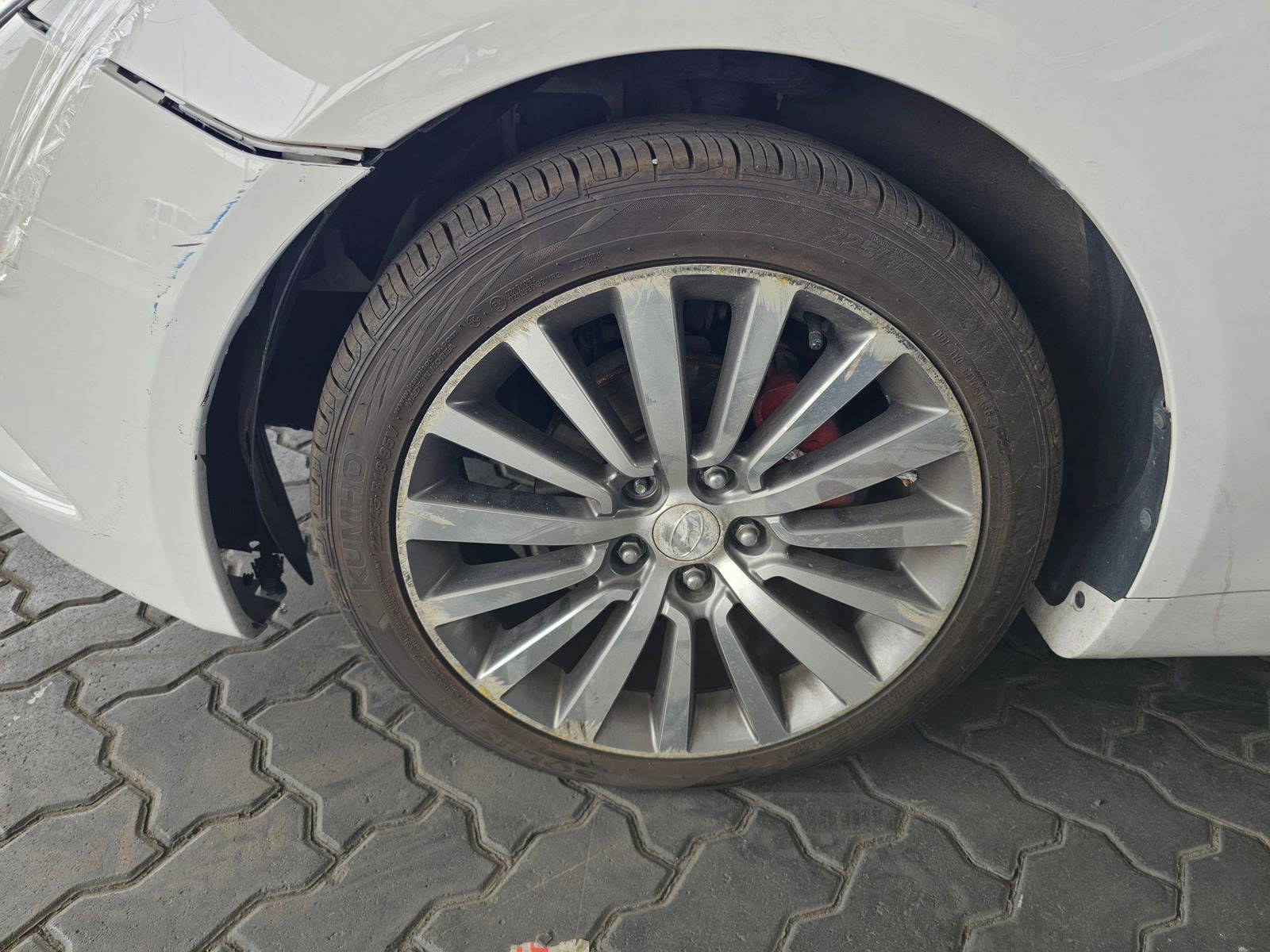 2012 HYUNDAI SONATA — 164269 KM — Lot 398968 — Souq - Marhaba Auctions Used Cars - Image 10