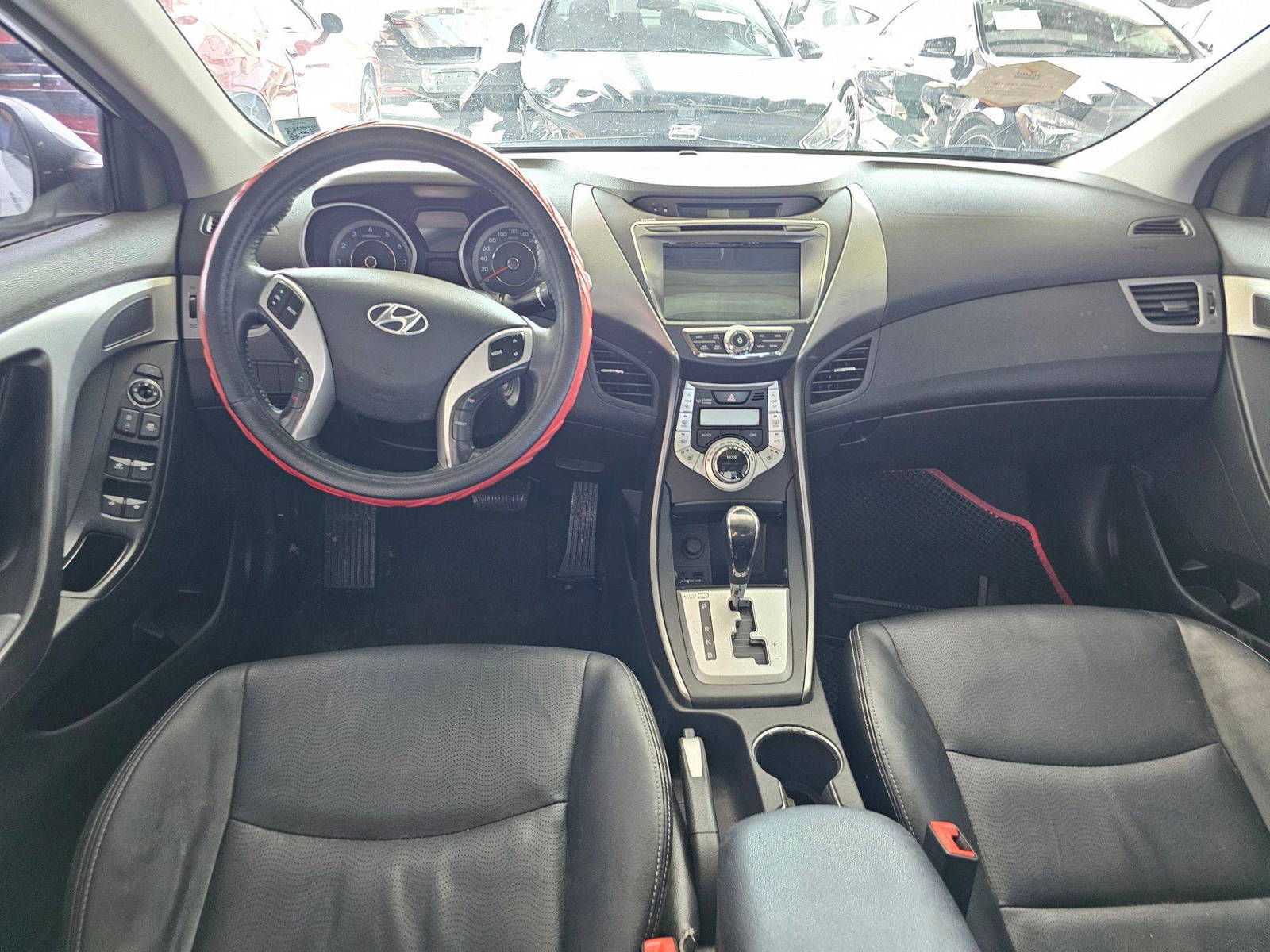 2011 HYUNDAI AVANTE — 164376 KM — Lot 050599 — Souq - Marhaba Auctions Used Cars - Image 7