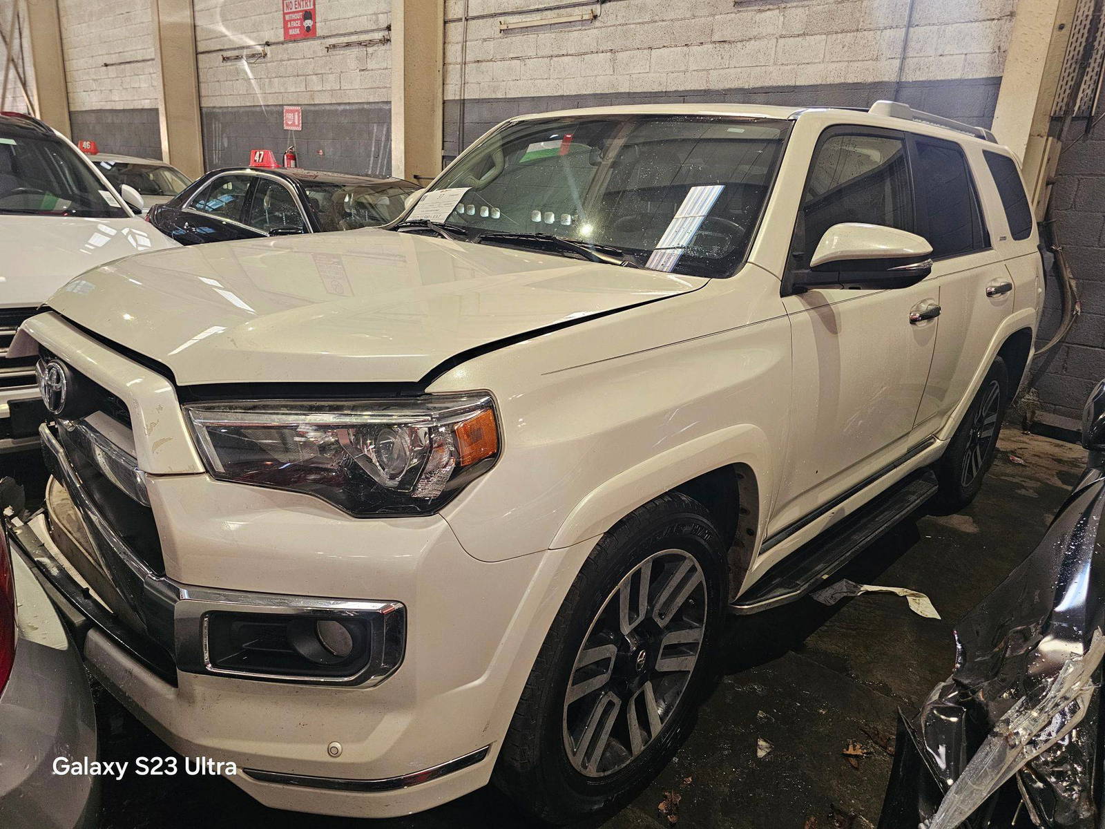 TOYOTA 4RUNNER SR5 2015 - Marhaba Auction Used Cars - Image 3