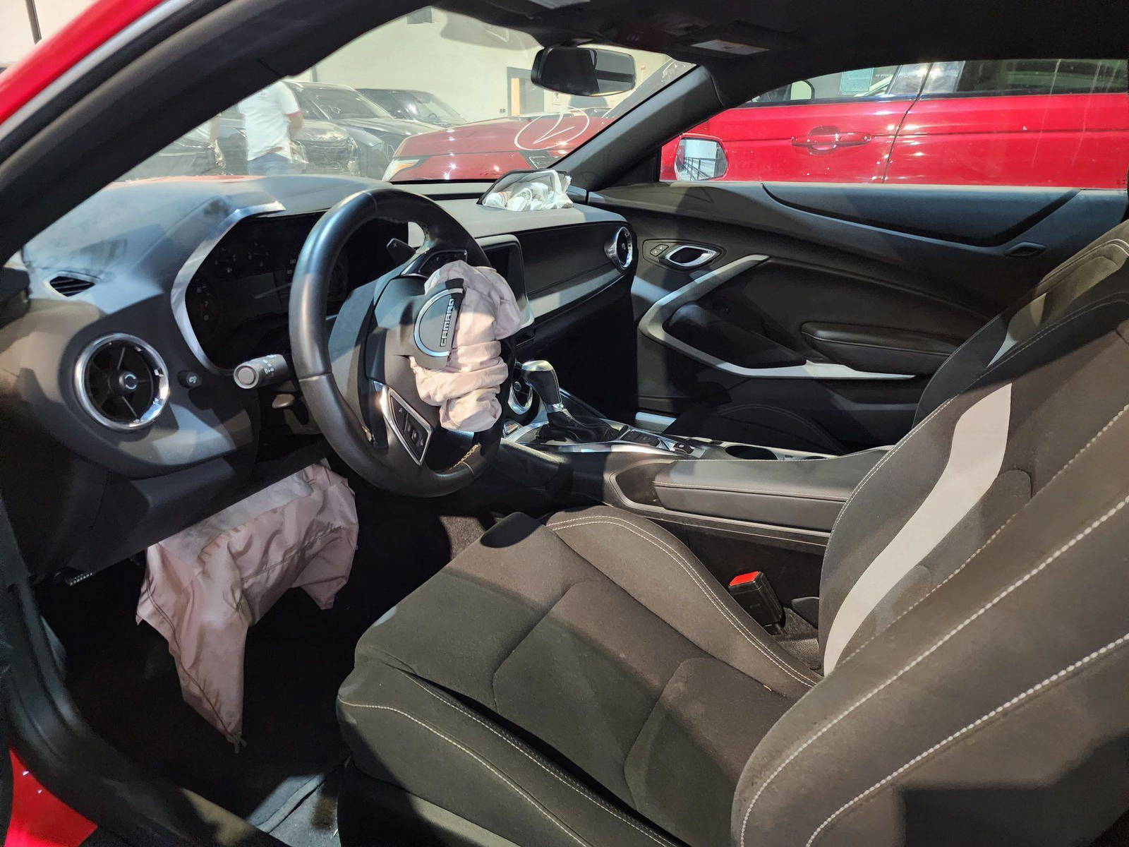 2023 CHEVROLET CAMARO — 24656 Miles — Lot 0131716 — Al Quoz - Marhaba Auctions Used Cars - Image 6
