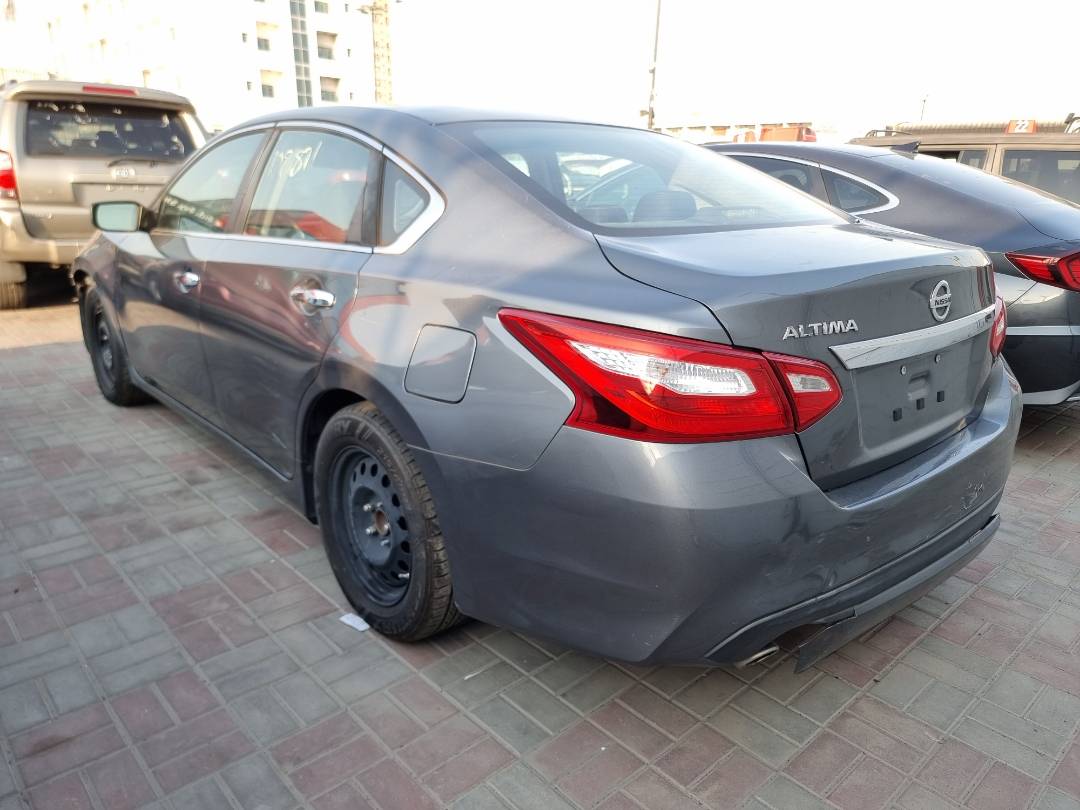 2017 NISSAN ALTIMA — 108871 Miles — Lot 125487 — Ind. 12 - Marhaba Auctions Used Cars - Image 4