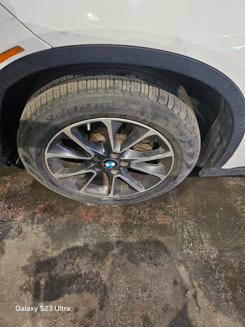 BMW X5 SDRIVE35I 2018 - Marhaba Auction Used Cars - Image 5