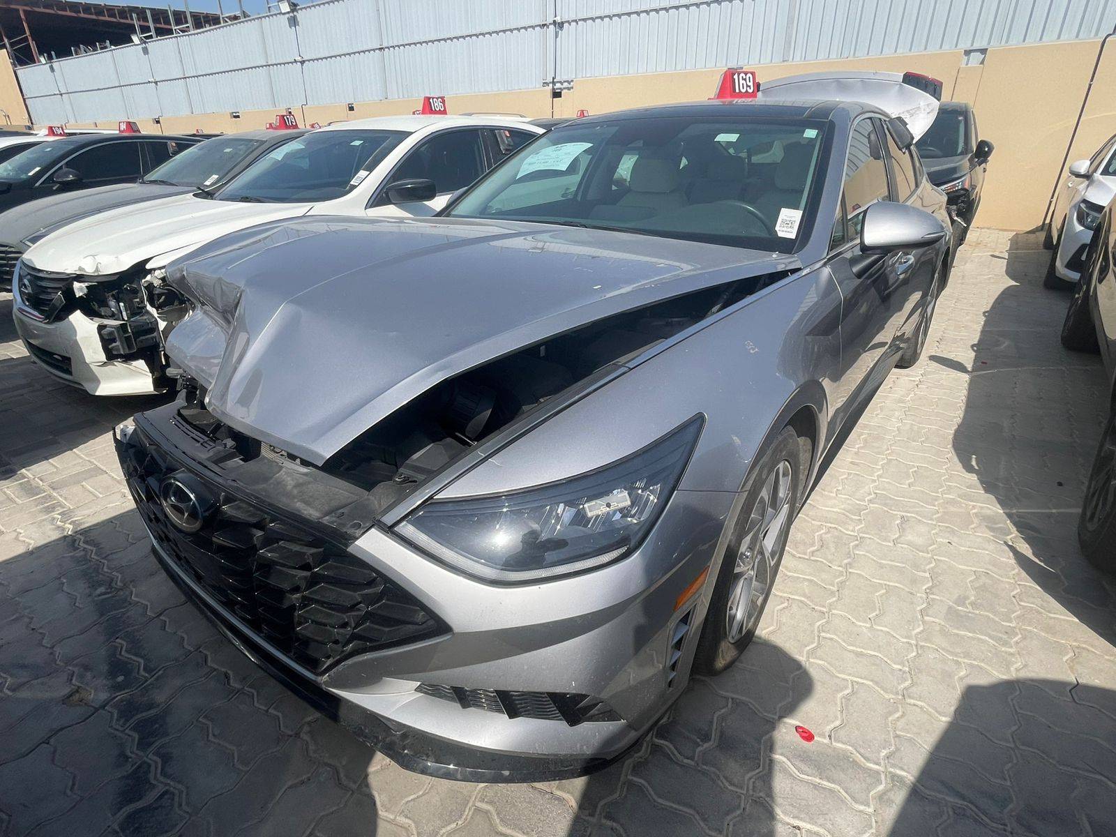 HYUNDAI SONATA