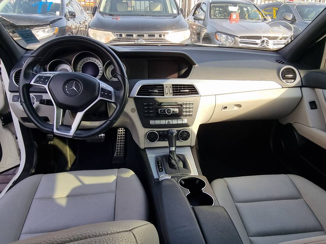 2013 MERCEDES BENZ C-250 — 125105 Miles — Lot 125487 — Souq - Marhaba Auctions Used Cars - Image 8