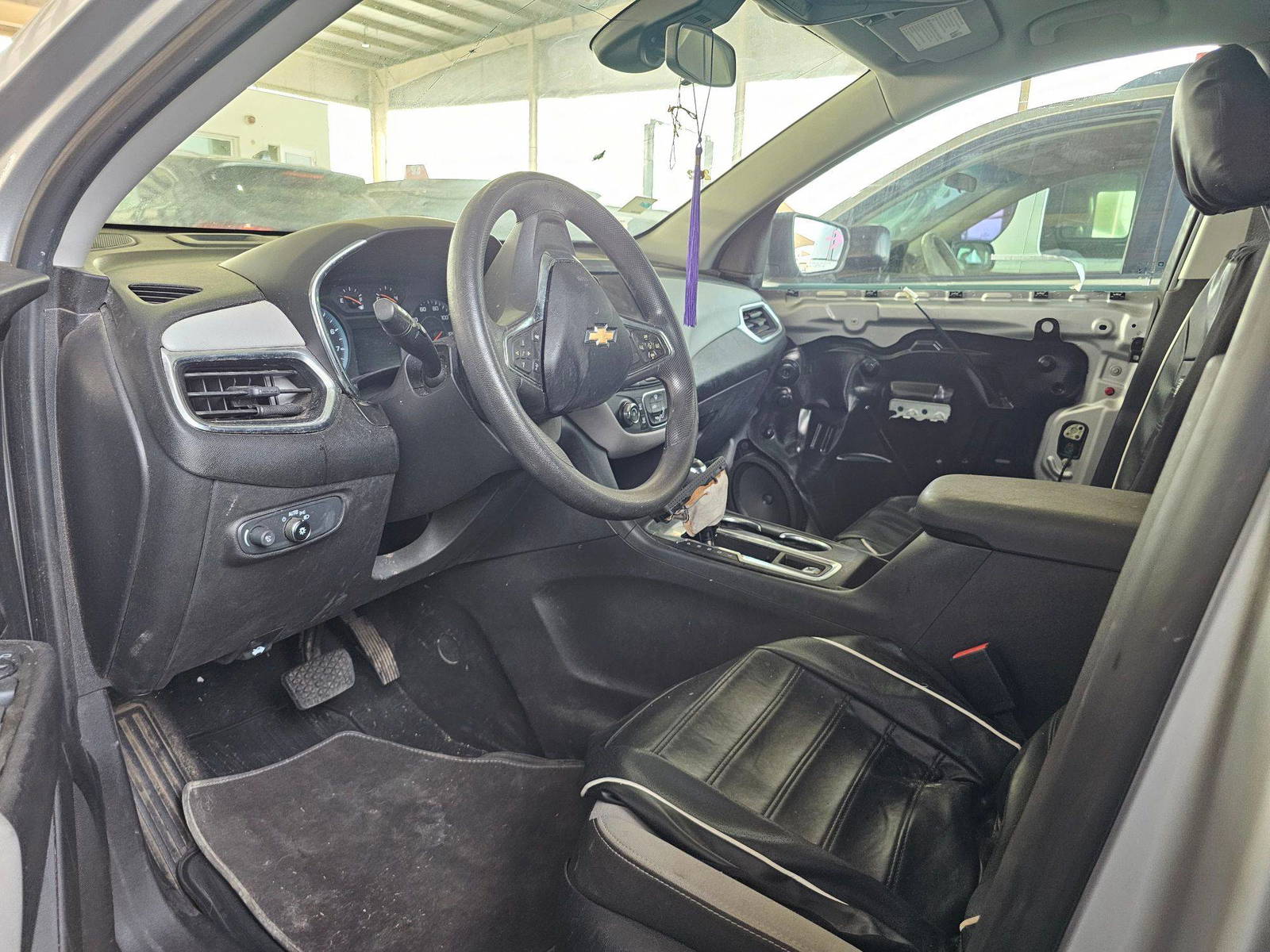 2020 CHEVROLET EQUINOX — 130800 Miles — Lot 716914 — Souq - Marhaba Auctions Used Cars - Image 8