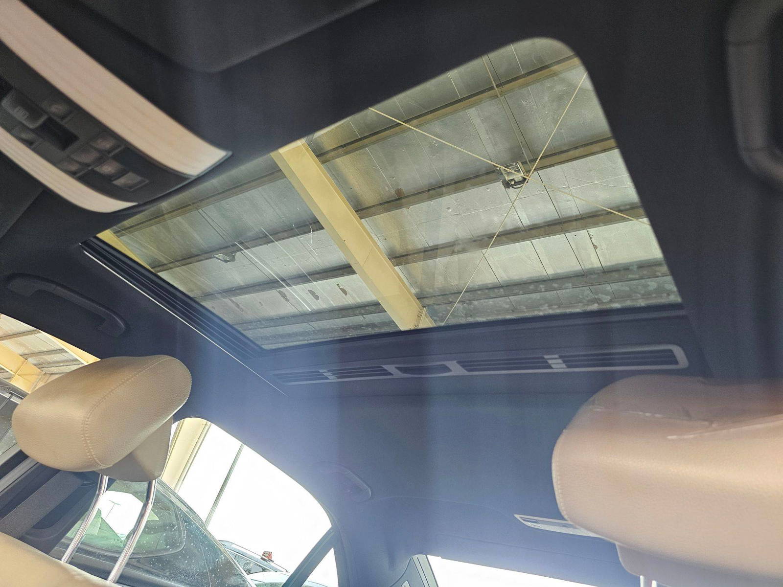 MERCEDES BENZ E 350 2011 - Marhaba Auction Used Cars - Image 6