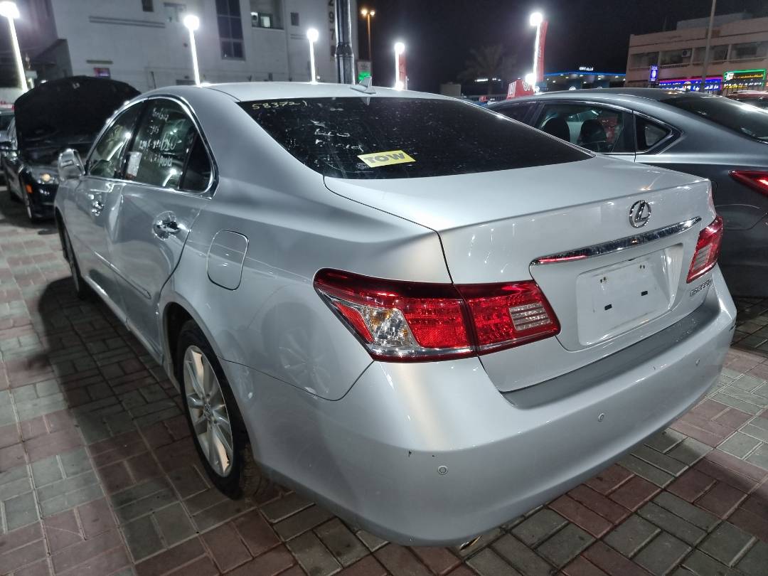2011 LEXUS ES 350 — 155348 Miles — Lot 38685239 - Marhaba Auctions Used Cars - Image 3