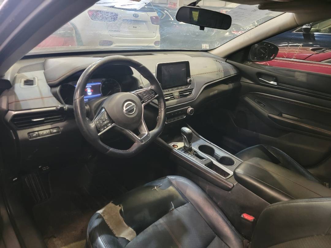 2019 NISSAN ALTIMA — 140592 Miles — Lot 139609 — Main - Marhaba Auctions Used Cars - Image 8