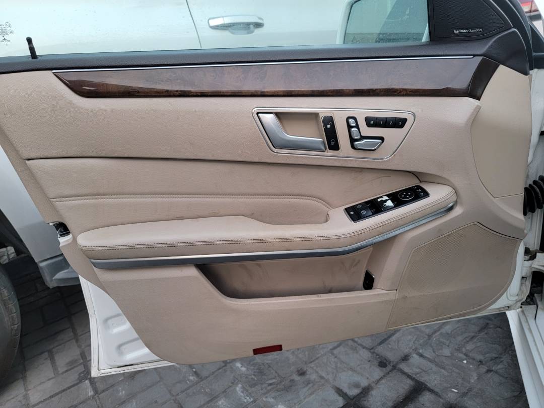 2015 MERCEDES BENZ E 350 — 79787 Miles — Lot 87899345 — Souq - Marhaba Auctions Used Cars - Image 12