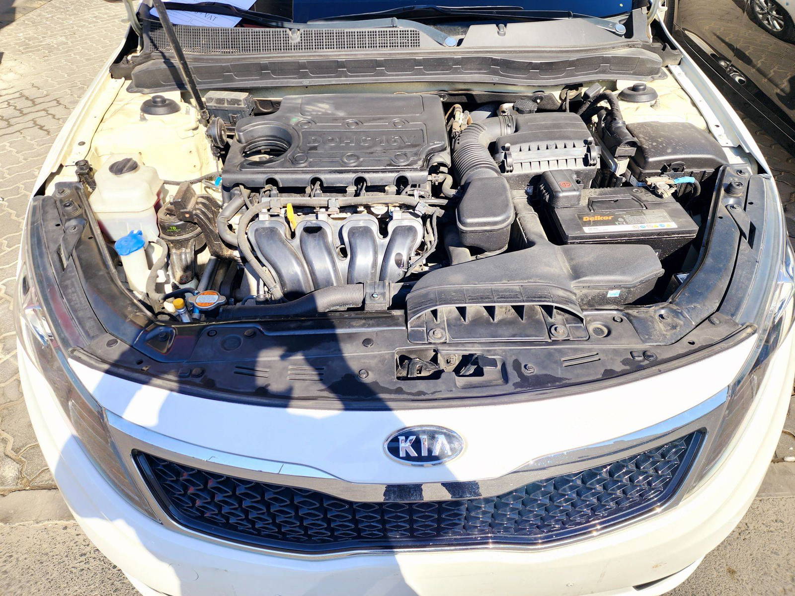 2011 KIA K5 — 97298 KM — Lot 100853 — Souq - Marhaba Auctions Used Cars - Image 11