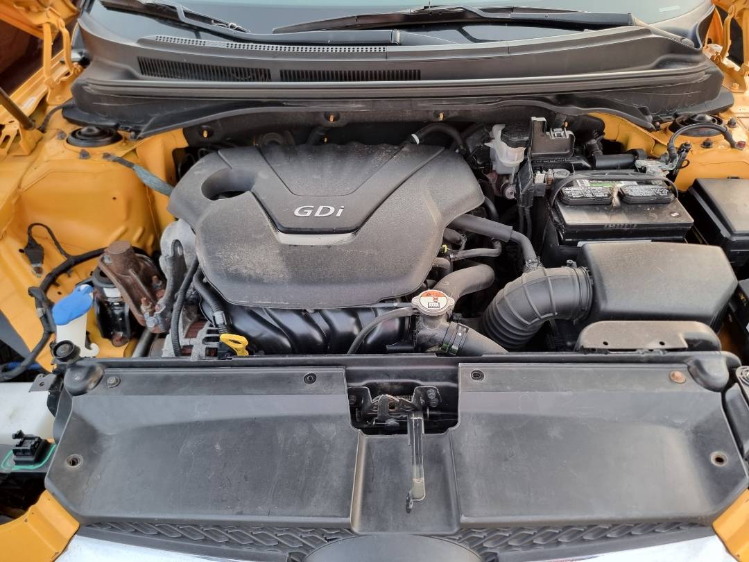 2013 HYUNDAI VELOSTER — 101287 Miles — Lot 2154787 — Ind. 12 - Marhaba Auctions Used Cars - Image 11