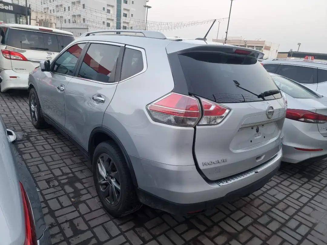 NISSAN ROGUE
