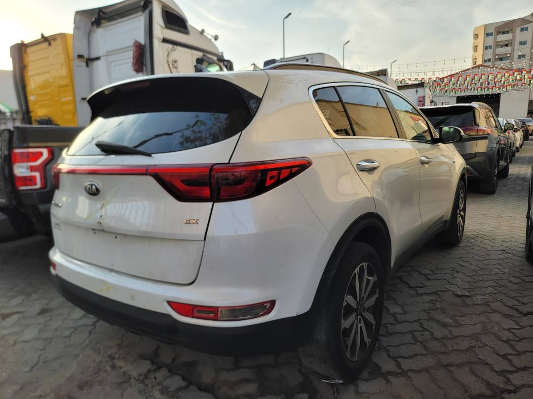 2018 KIA SPORTAGE — 109044 Miles — Lot 7362483 — Main - Marhaba Auctions Used Cars - Image 4