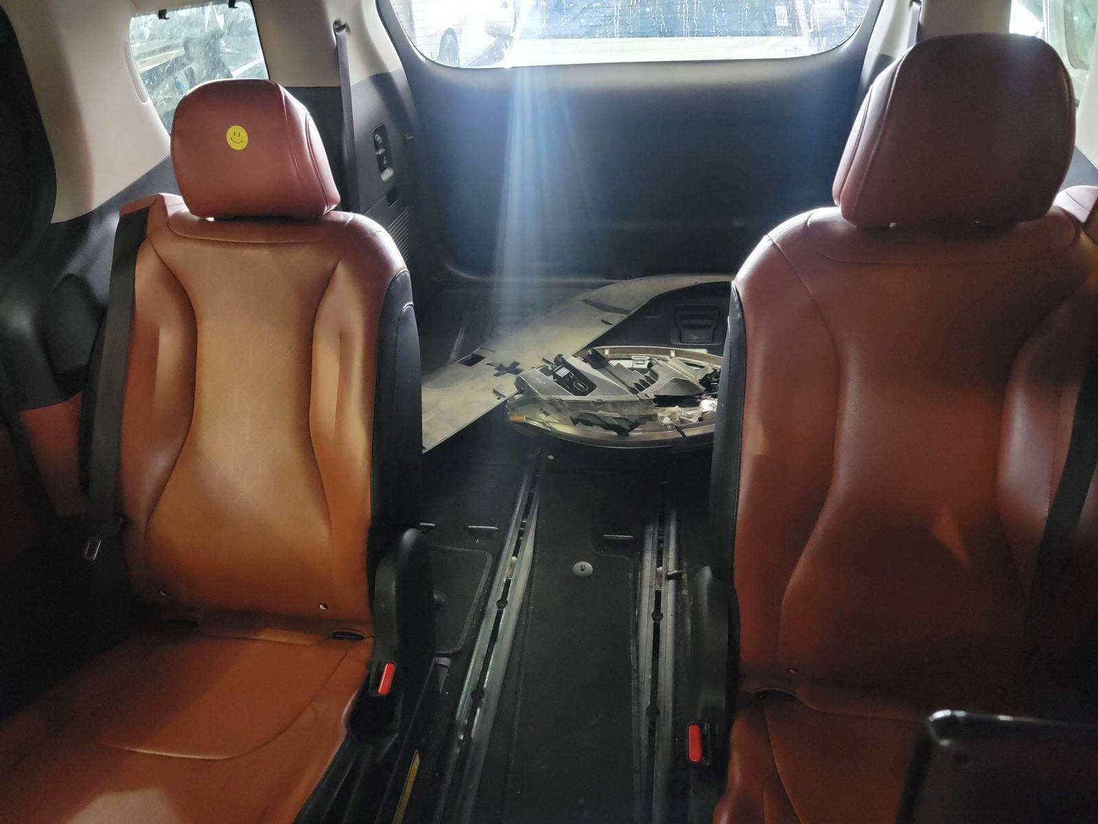 KIA CARNIVAL SX PRESTIGE 2022 - Marhaba Auction Used Cars - Image 9