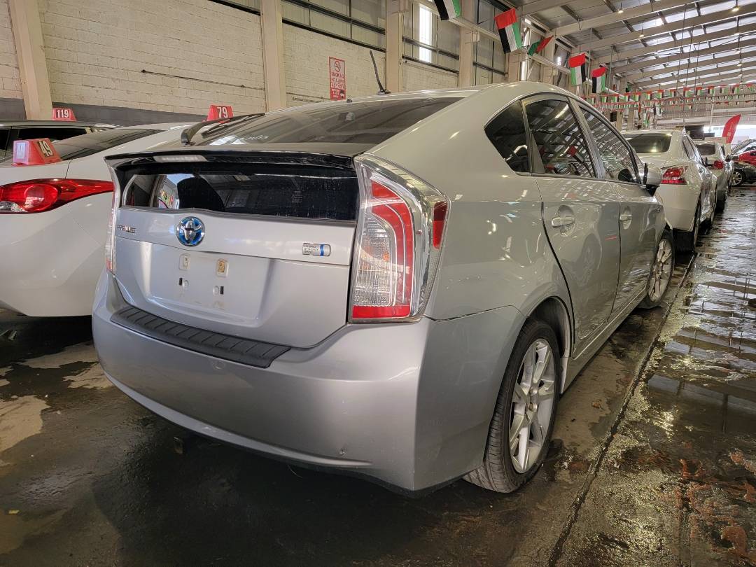 2013 TOYOTA PRIUS — 265124 Miles — Lot 2D5686513 — Main - Marhaba Auctions Used Cars - Image 3