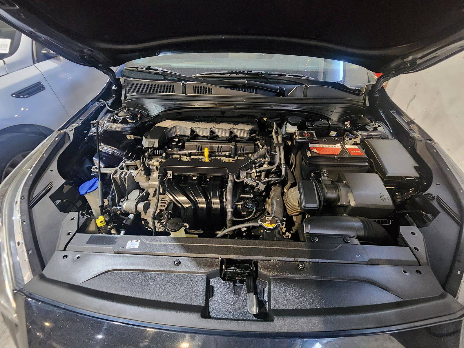 2019 KIA K3 — 184552 KM — Lot 808654 — Al Quoz - Marhaba Auctions Used Cars - Image 11