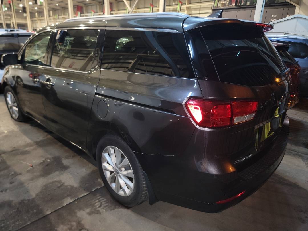 2015 KIA SEDONA — 91969 Miles — Lot 37646578 - Marhaba Auctions Used Cars - Image 3