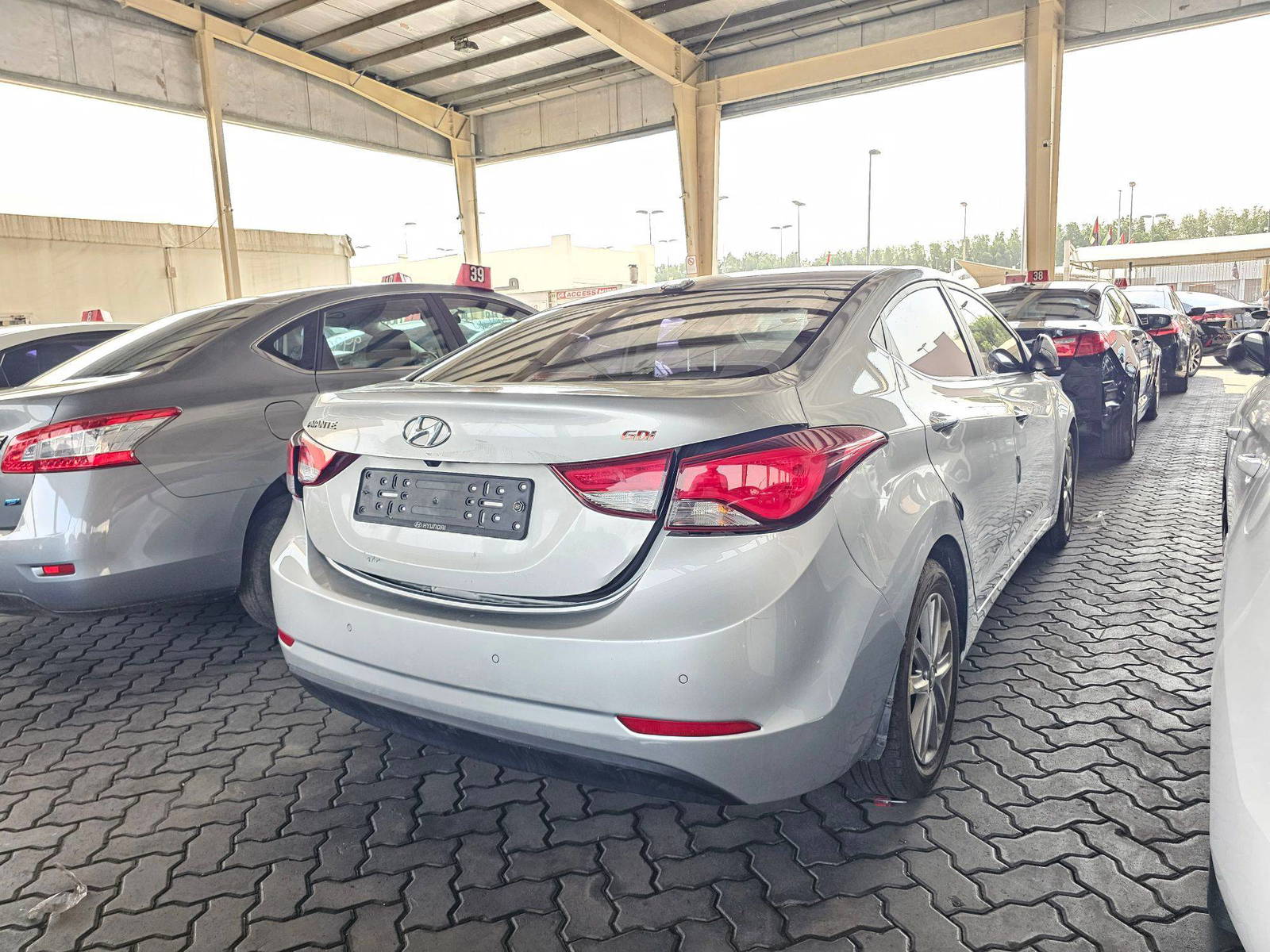 2016 HYUNDAI AVANTE — 111404 KM — Lot 577197 — Souq - Marhaba Auctions Used Cars - Image 3