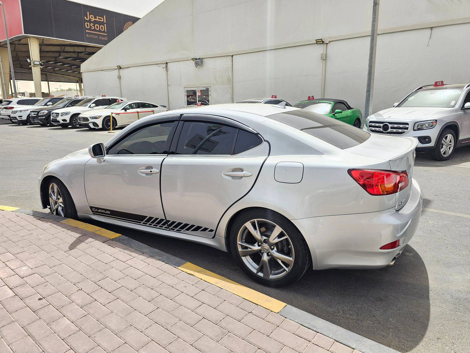 2008 LEXUS IS 250 — 169028 Miles — Lot 5085637 — Souq - Marhaba Auctions Used Cars - Image 5