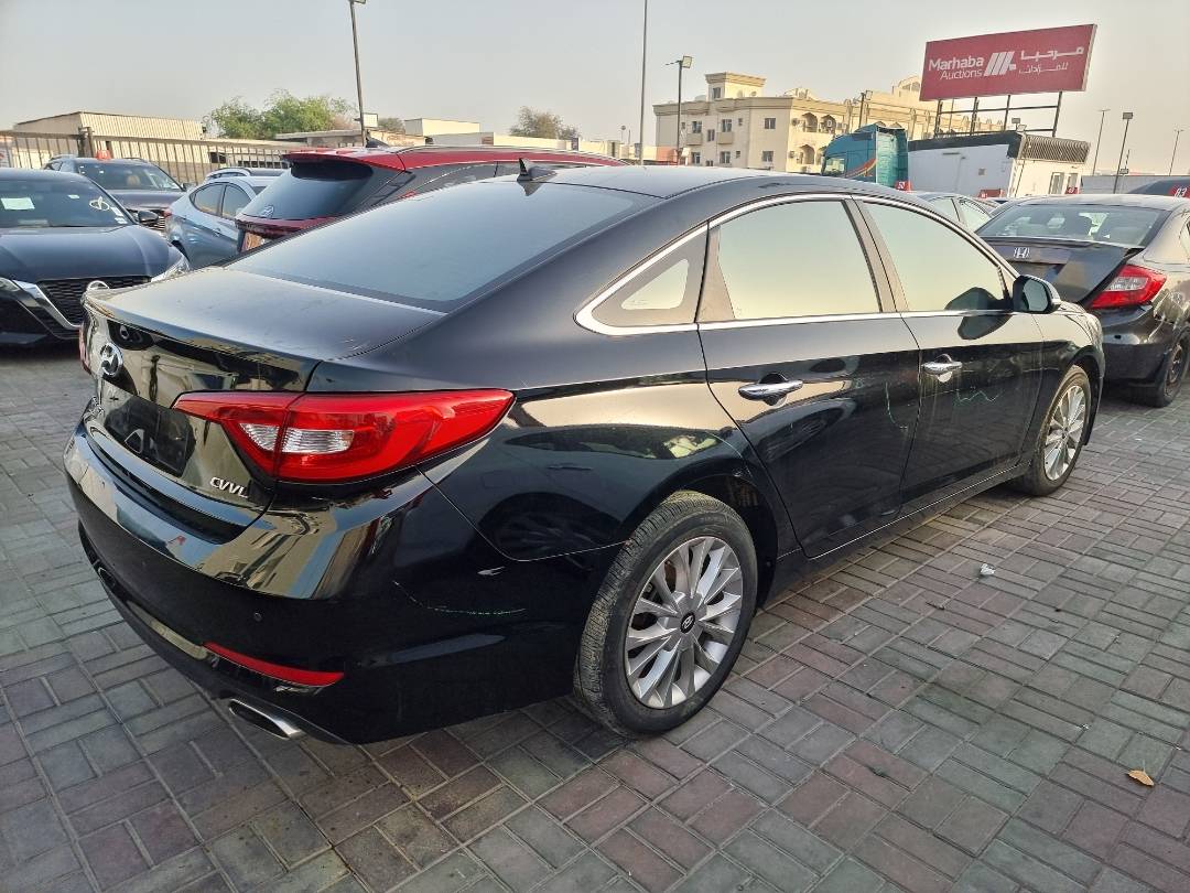 2015 HYUNDAI SONATA — 124749 KM — Lot 125478 — Souq - Marhaba Auctions Used Cars - Image 4