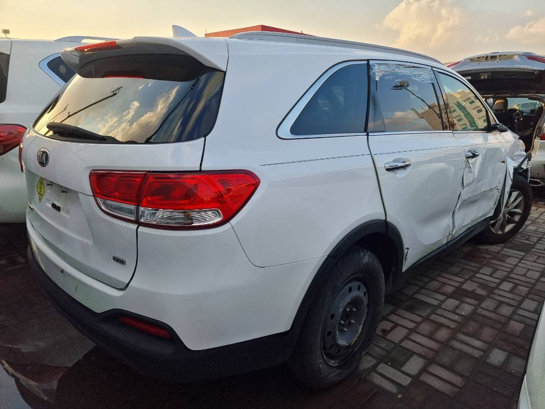 2018 KIA SORENTO — 127219 Miles — Lot 215487 — Ind. 12 - Marhaba Auctions Used Cars - Image 4