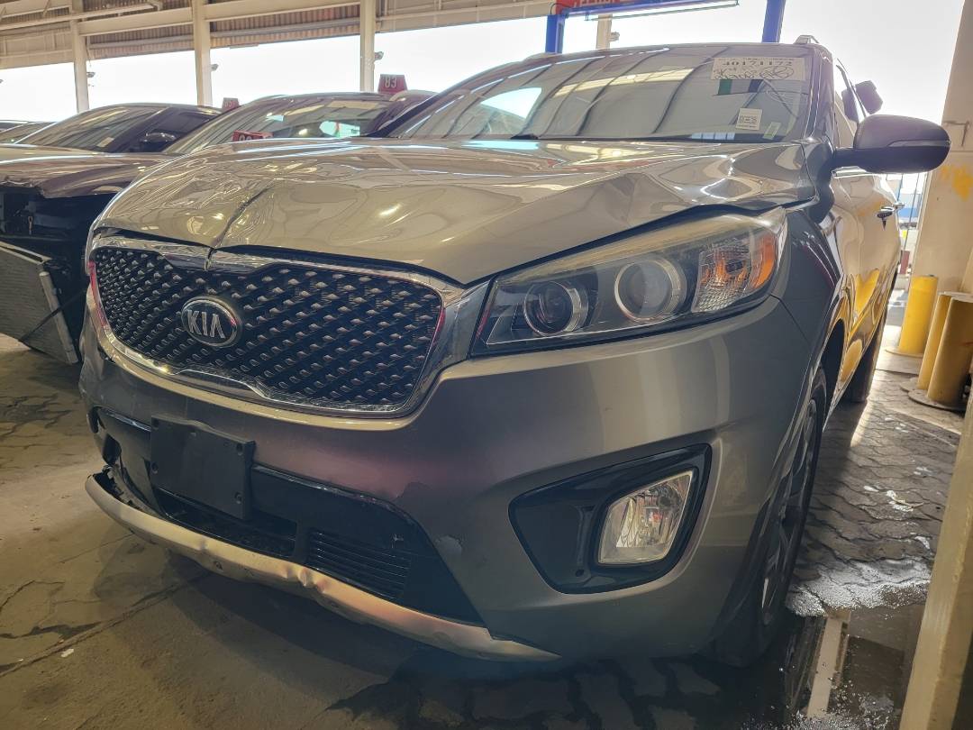 2017 KIA SORENTO — 92706 Miles — Lot 40171172 — Main - Marhaba Auctions Used Cars - Image 5