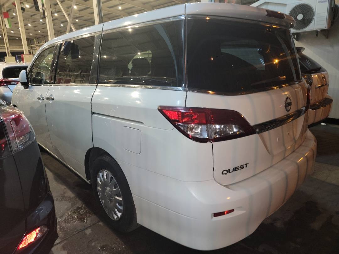 2011 NISSAN QUEST — 157244 Miles — Lot 9002057 - Marhaba Auctions Used Cars - Image 3