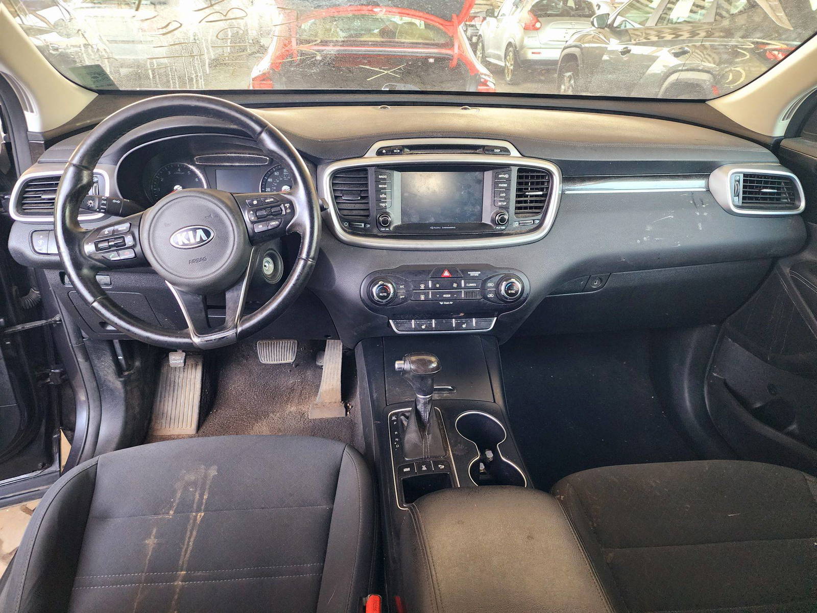 2017 KIA SORENTO — 116261 Miles — Lot 9HG197170 — Souq - Marhaba Auctions Used Cars - Image 7