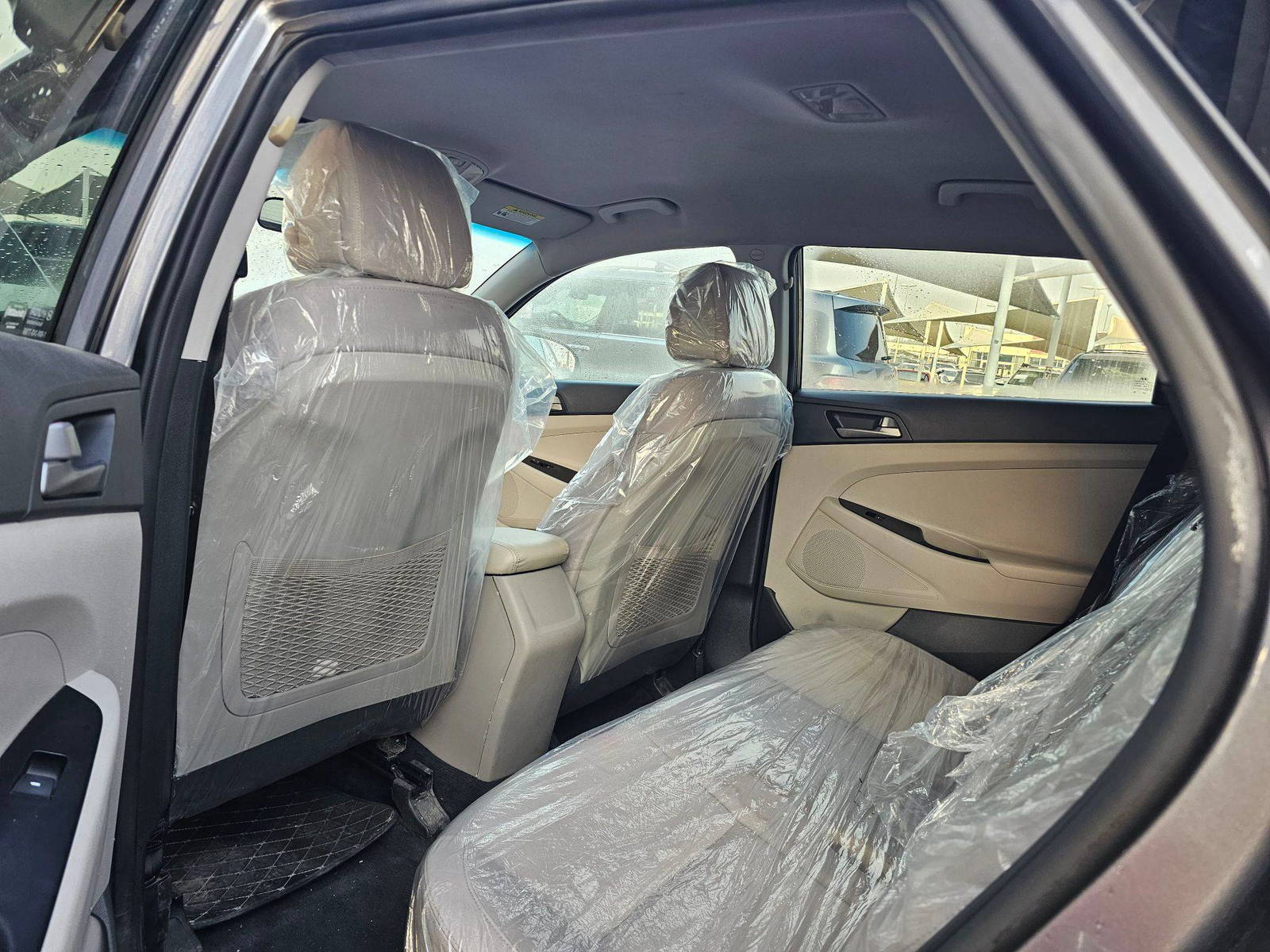 2018 HYUNDAI TUCSON — 130538 Miles — Lot 8JU671226 — Souq - Marhaba Auctions Used Cars - Image 6