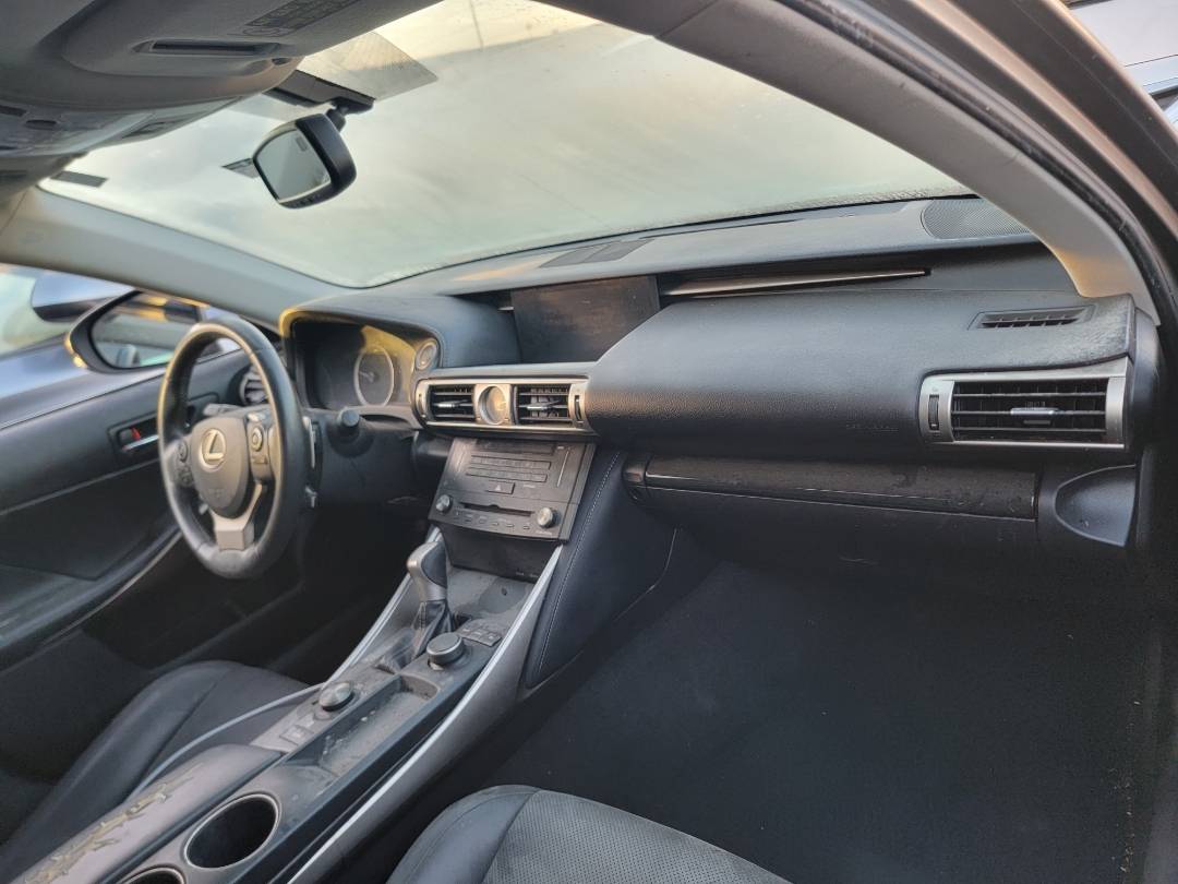 2015 LEXUS IS 250 — 115778 Miles — Lot 056198 - Marhaba Auctions Used Cars - Image 6