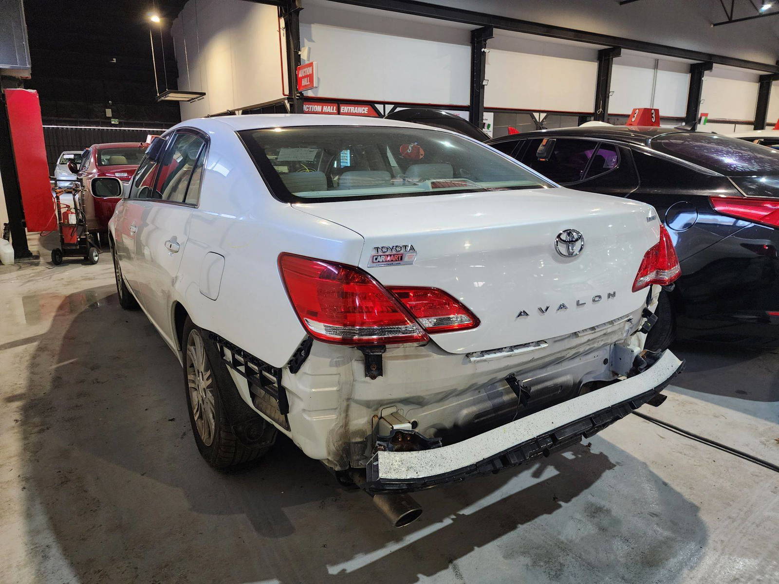 2006 TOYOTA AVALON — 181556 Miles — Lot 72516214 — Al Quoz - Marhaba Auctions Used Cars - Image 5