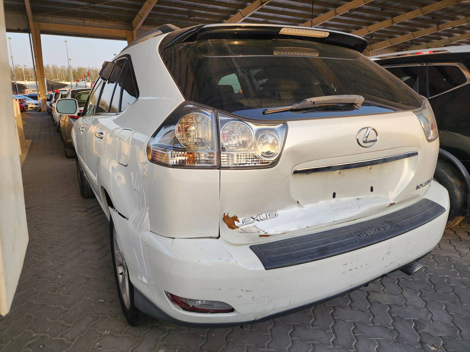 2009 LEXUS RX 350 — 180420 Miles — Lot 38836147 — Souq - Marhaba Auctions Used Cars - Image 3