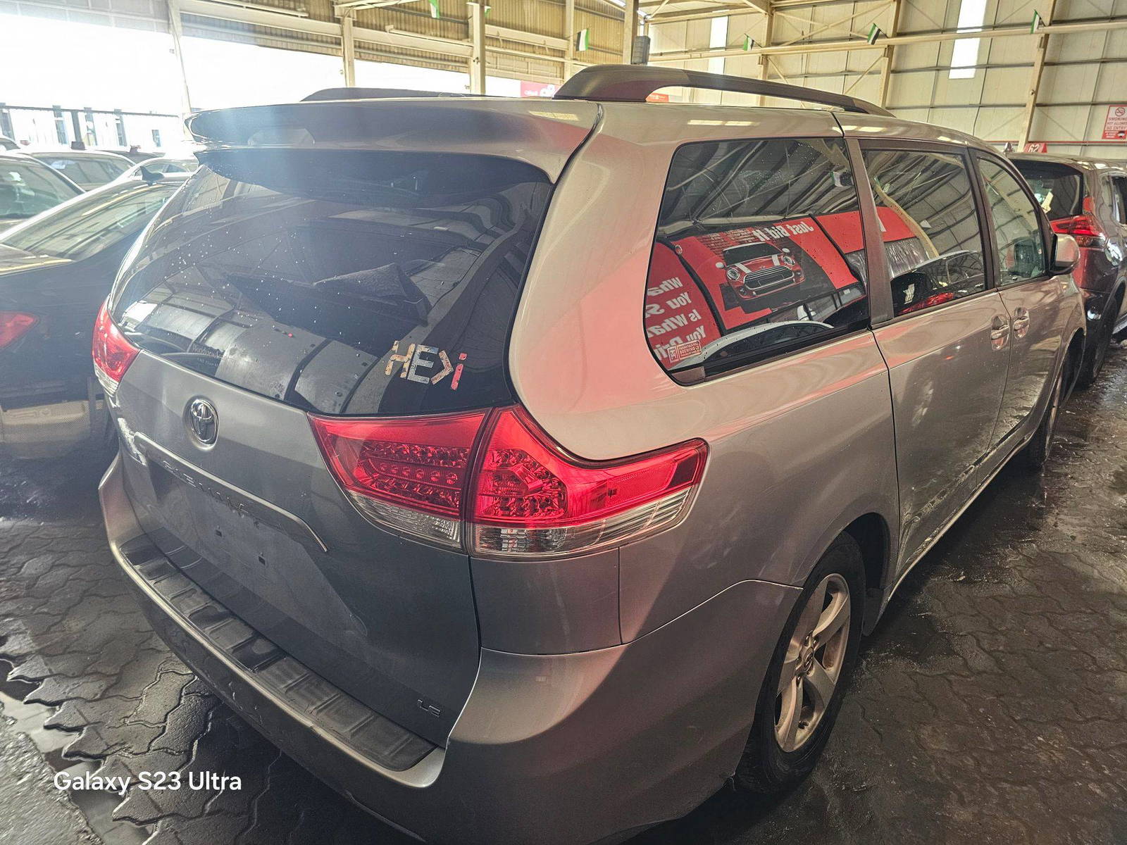 2011 TOYOTA SIENNA — 415222 Miles — Lot 128475 — Main - Marhaba Auctions Used Cars - Image 6