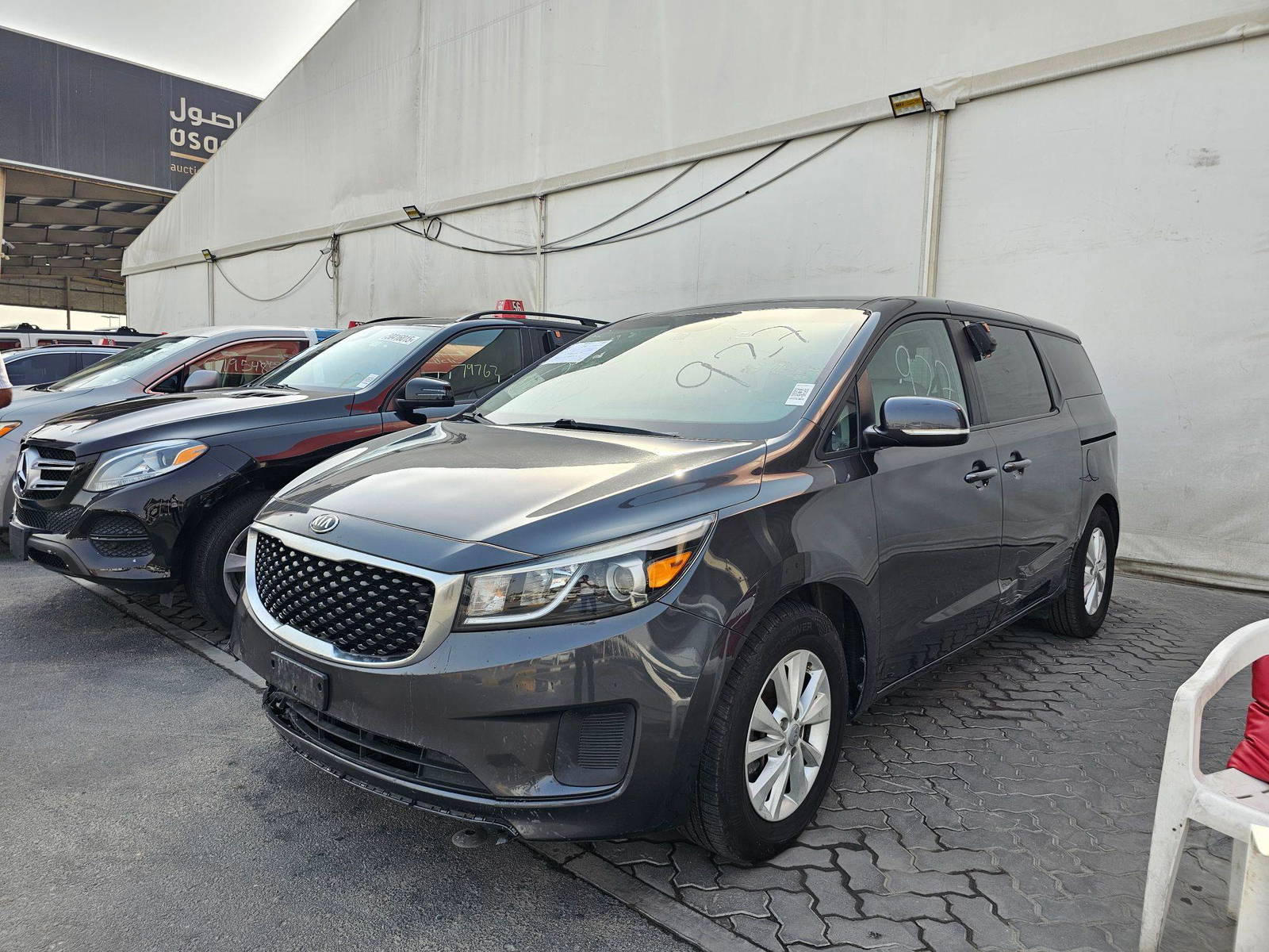 2017 KIA SEDONA — 208784 Miles — Lot MB5C14H6235006 — Souq - Marhaba Auctions Used Cars - Image 5