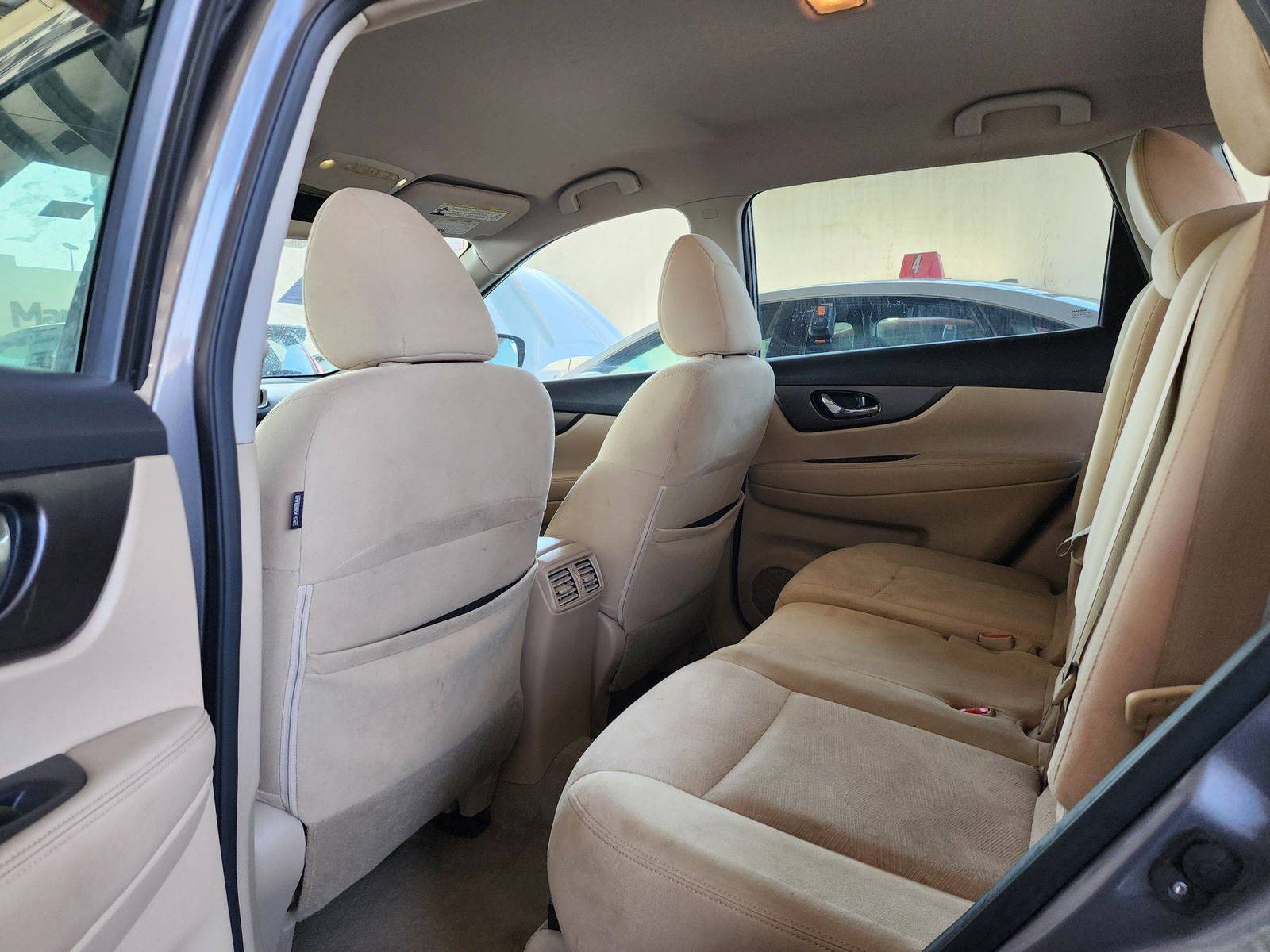 2015 NISSAN ROGUE — 171665 Miles — Lot 39869635 — Souq - Marhaba Auctions Used Cars - Image 6