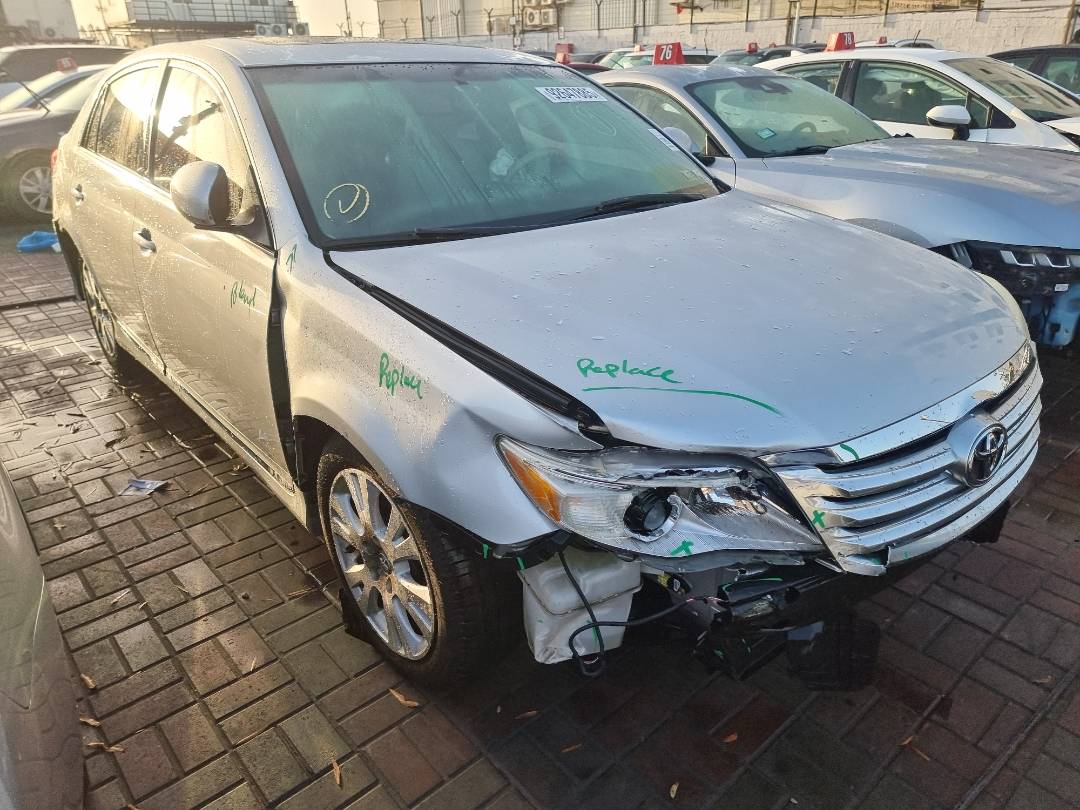 2011 TOYOTA AVALON — 158359 Miles — Lot 427293 — Ind. 12 - Marhaba Auctions Used Cars - Image 4