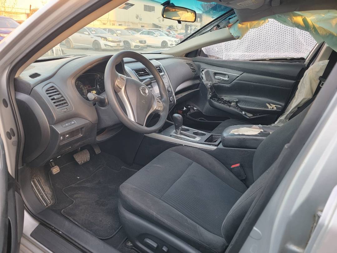 2015 NISSAN ALTIMA — 127288 Miles — Lot 499575 — Main - Marhaba Auctions Used Cars - Image 8