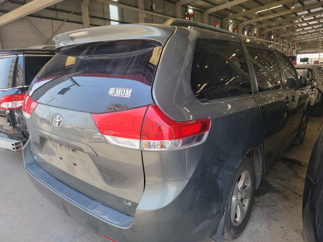 2011 TOYOTA SIENNA — 291089 Miles — Lot 49043154 — Main - Marhaba Auctions Used Cars - Image 3