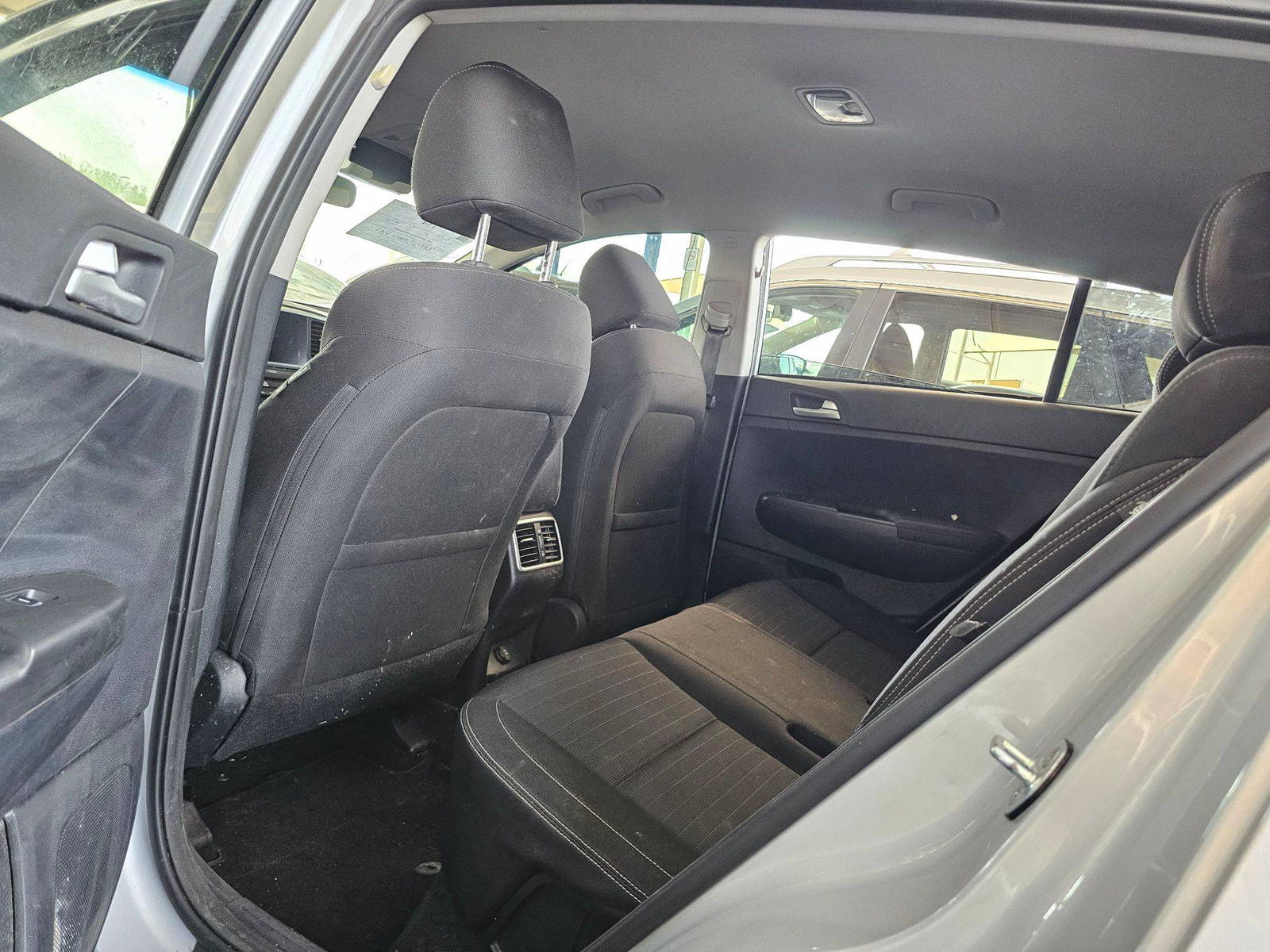 KIA SPORTAGE 2021 - Marhaba Auction Used Cars - Image 6