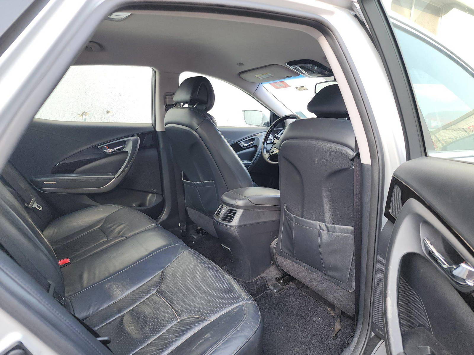 HYUNDAI GRANDEUR 2011 - Marhaba Auction Used Cars - Image 7