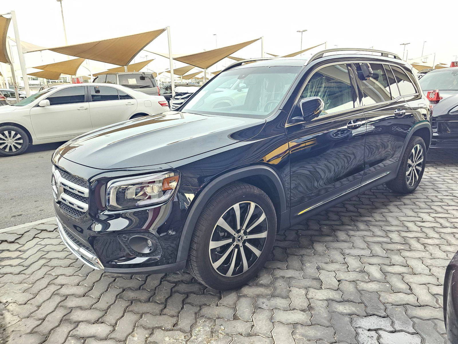2023 MERCEDES BENZ GLB 250 — 20902 Miles — Lot M4HB0PW280263 — Souq - Marhaba Auctions Used Cars - Image 4