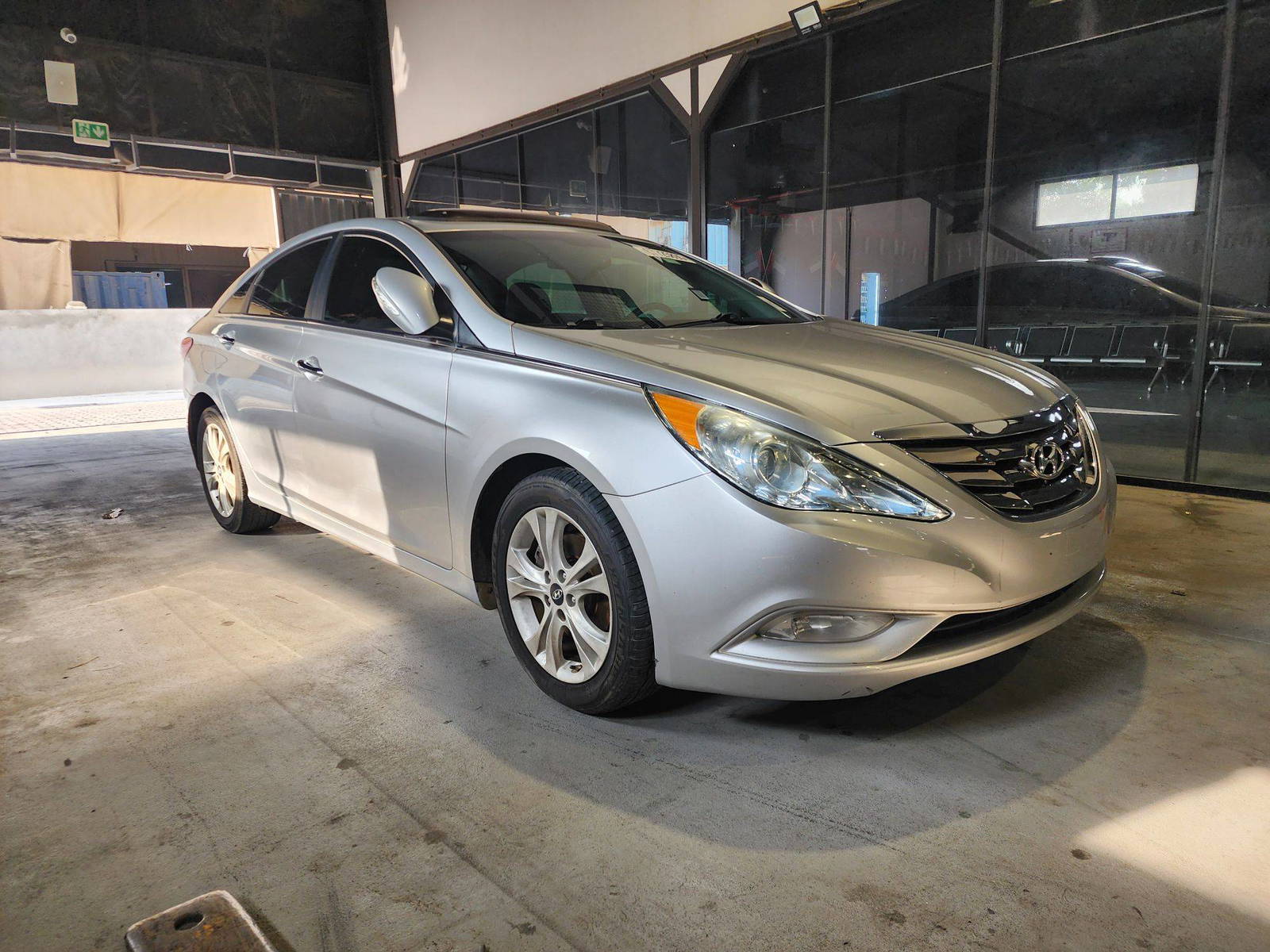 HYUNDAI SONATA 2013 - Marhaba Auction Used Cars - Image 3
