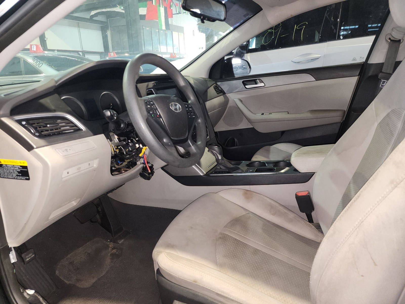 2016 HYUNDAI SONATA — 117245 Miles — Lot 2GH350527 — Main - Marhaba Auctions Used Cars - Image 28